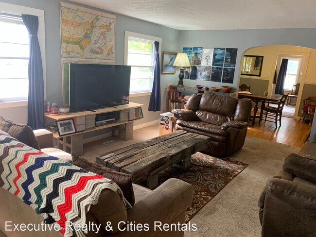 Foto del edificio - 2 br, 1 bath House - 909 Gorman Ave