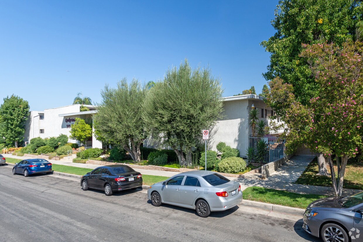 Foto principal - 5410 Quakertown Ave