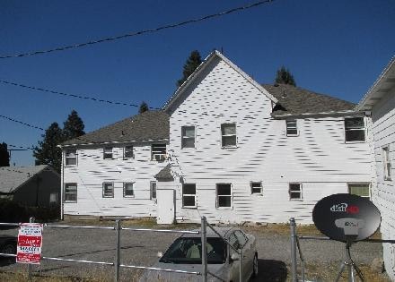 Primary Photo - Walnut Apartments