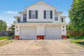 Building Photo - 3033 Mica St