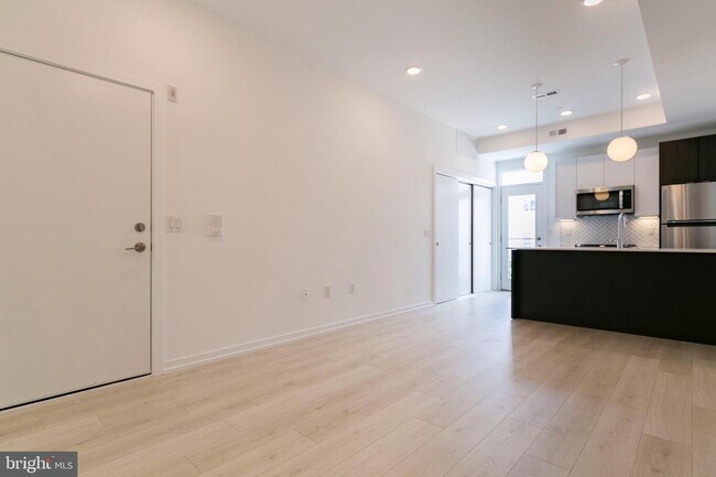 Foto del edificio - 1250 N Taney St