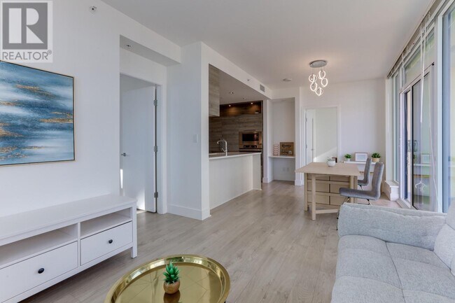 Photo du bâtiment - 7358-7358 Edmonds St