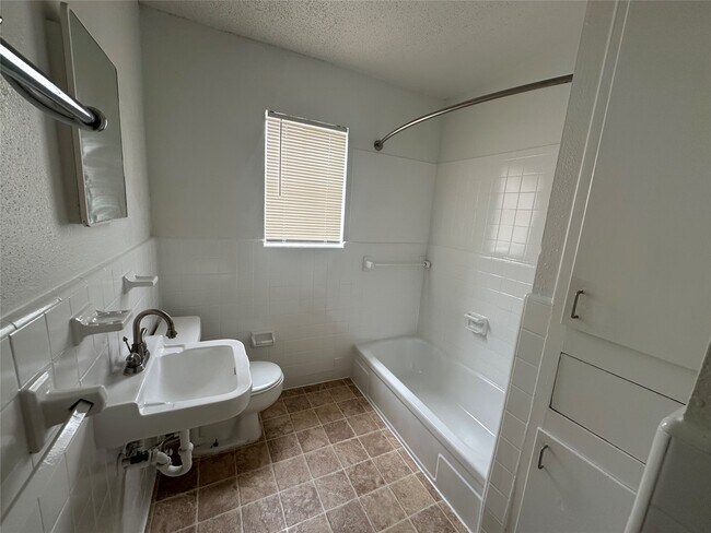 Foto del edificio - 4921 Crawford St