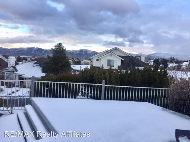 Foto del edificio - 6190 Squires Ln