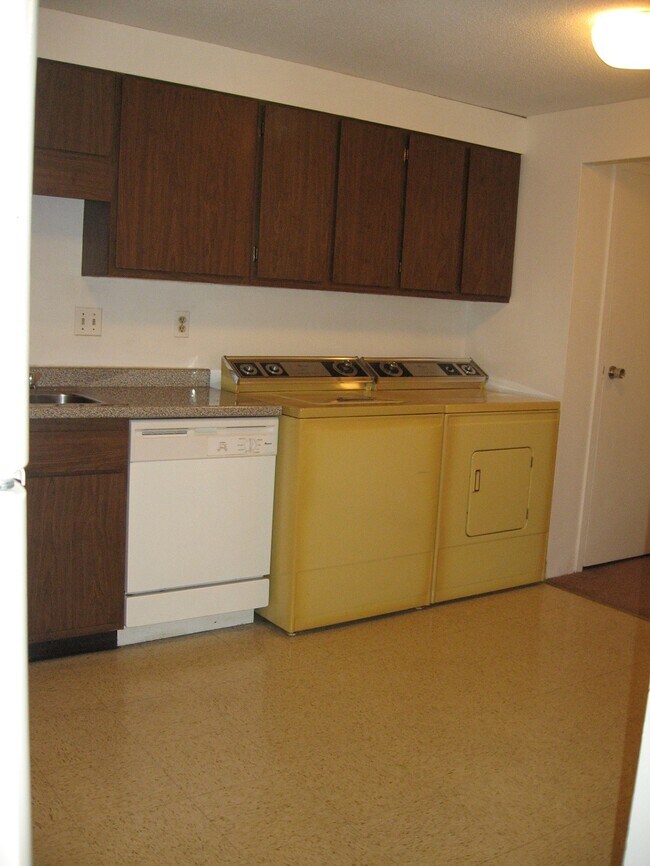 Foto del edificio - 37 Academy Ave