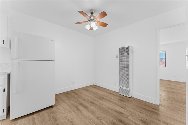 Foto del edificio - 631 E Elk Ave