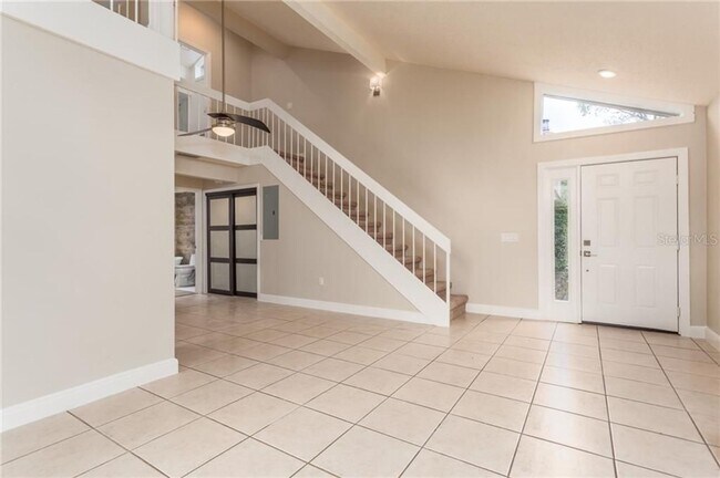 Foto del edificio - FIRST MONTH FREE -  Beautiful remodeled 2 ...
