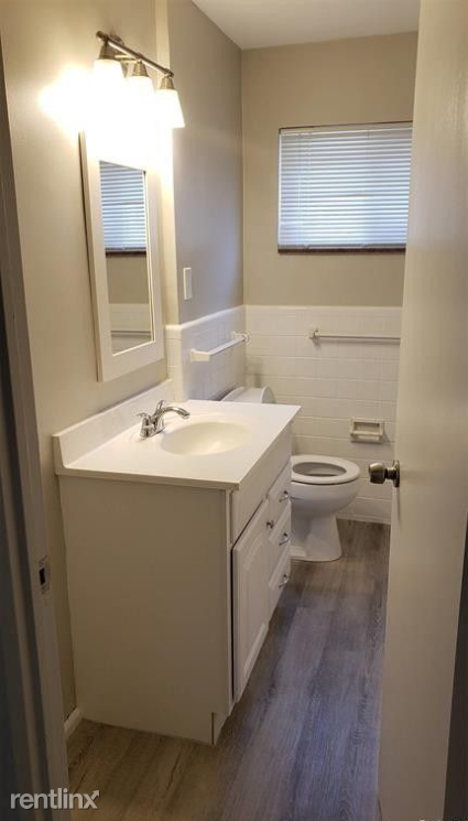 Building Photo - 3 br, 2.5 bath House - 14255 Cavell St