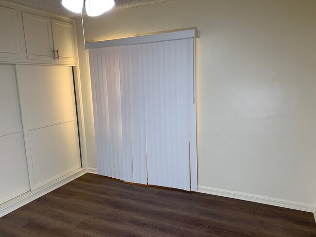 Dormitorio 1 - 2405 W Via Corona