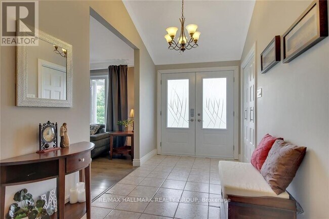 Photo du bâtiment - 1-107 BOURDEAU BOULEVARD