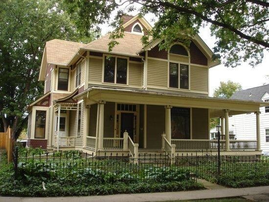 Englert House - 320 E Jefferson St