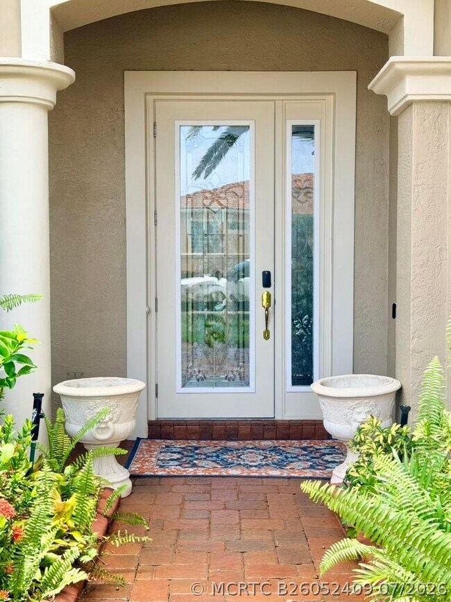 Foto del edificio - 9546 Lantern Bay Cir