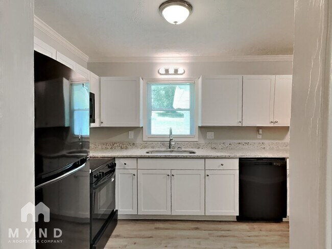 Foto del edificio - 2180 Rockdale Dr NW