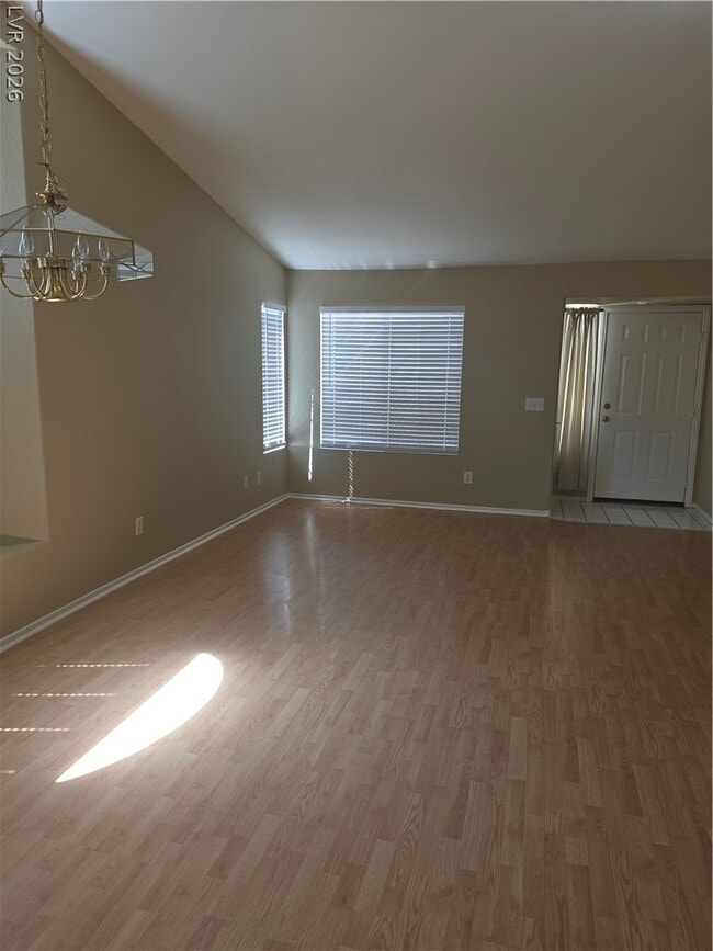 Building Photo - 9740 Panorama Cliff Dr