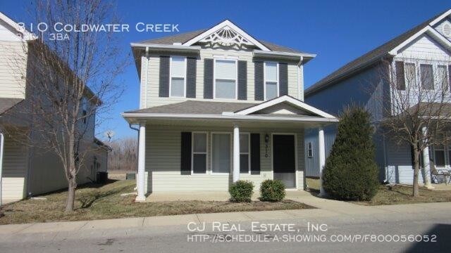 Primary Photo - 310 NE Coldwater Creek Dr