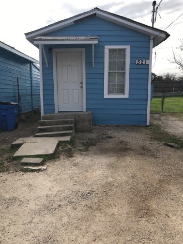 521 Dibrell Ave, Seguin, TX 78155 House Rental in Seguin, TX