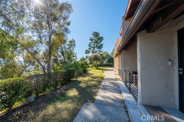 Building Photo - 7757 Vía Rosa Maria