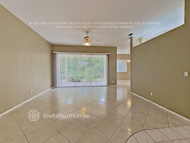 Foto del edificio - 3718 72nd Terrace E