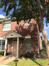 Building Photo - 424 Forest Dr Loop