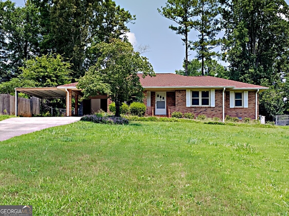 Primary Photo - 3820 Tommy Dr