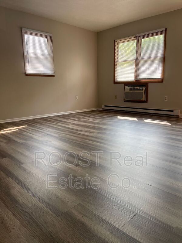 Foto del edificio - 203 N Madison Rd