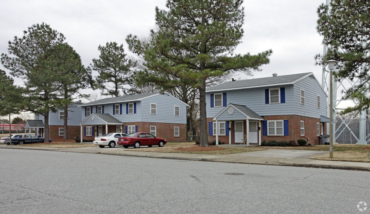 Foto principal - Cameron Townhouses