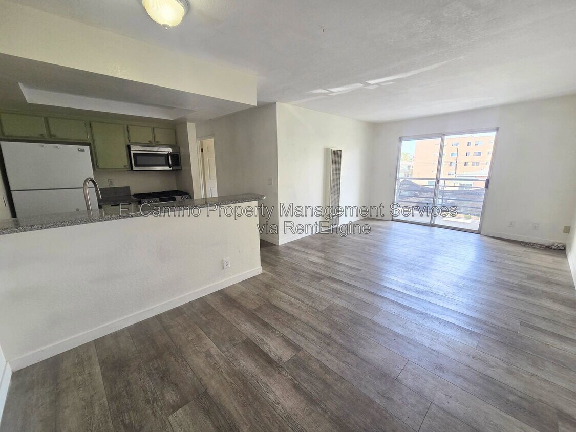 Photo - 327 Chestnut Avenue