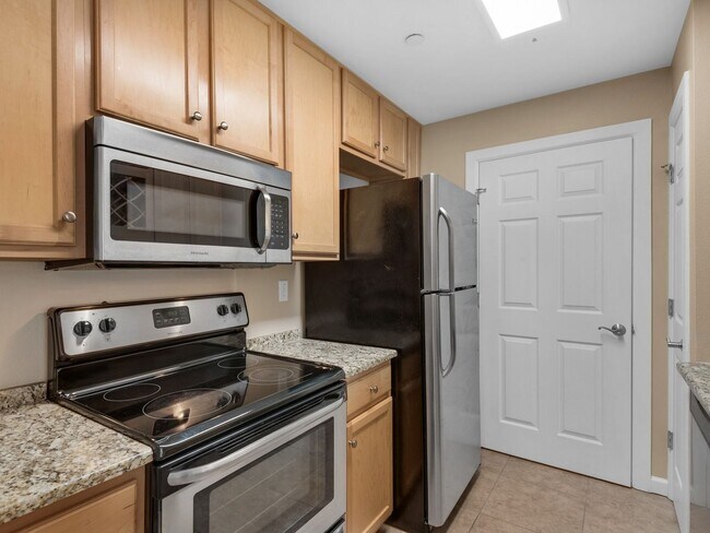 Building Photo - The Residences at Cypress Preserve Beautif...