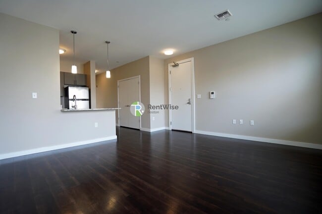 Foto del edificio - 625 McGrath Hwy