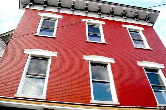 Building Photo - 701 Northampton St