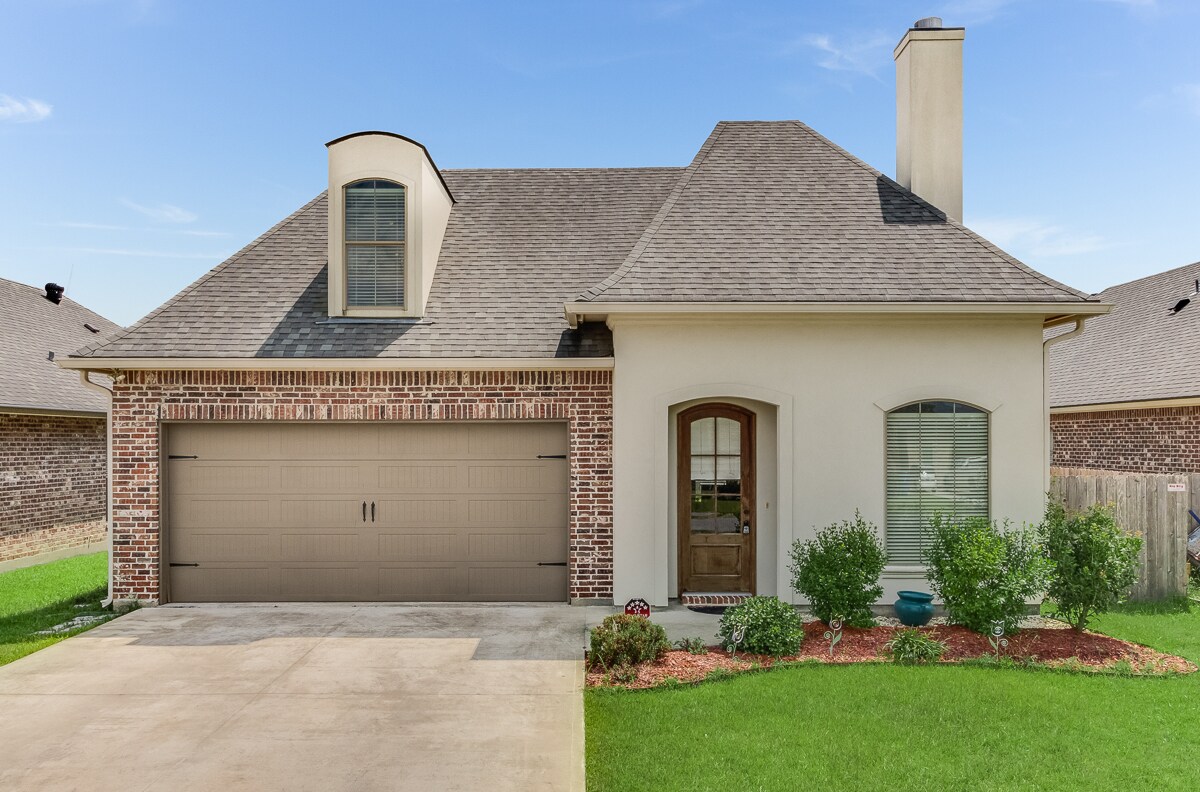110 Meadow Gate Drive, Lafayette, LA 70508 House Rental in Lafayette
