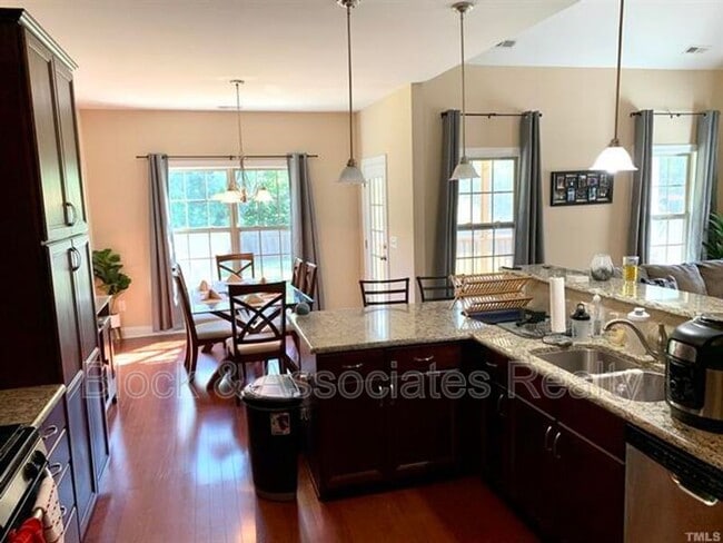 Foto del edificio - 440 Lone Pine Loop