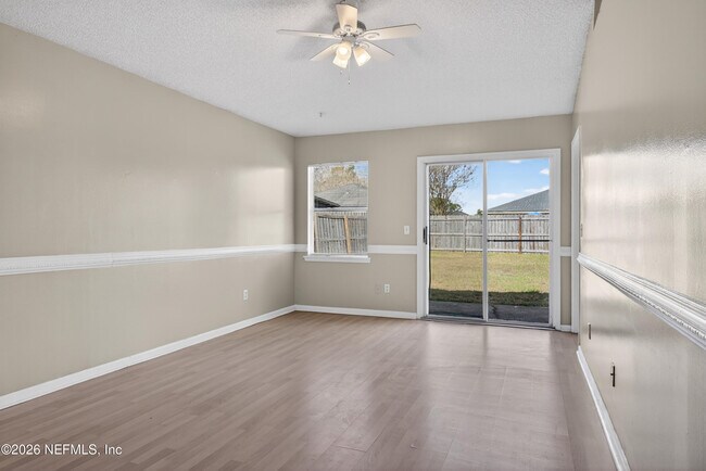 Building Photo - 8745 Buzz Ct