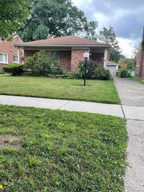 Foto principal - 19454 Westmoreland Rd