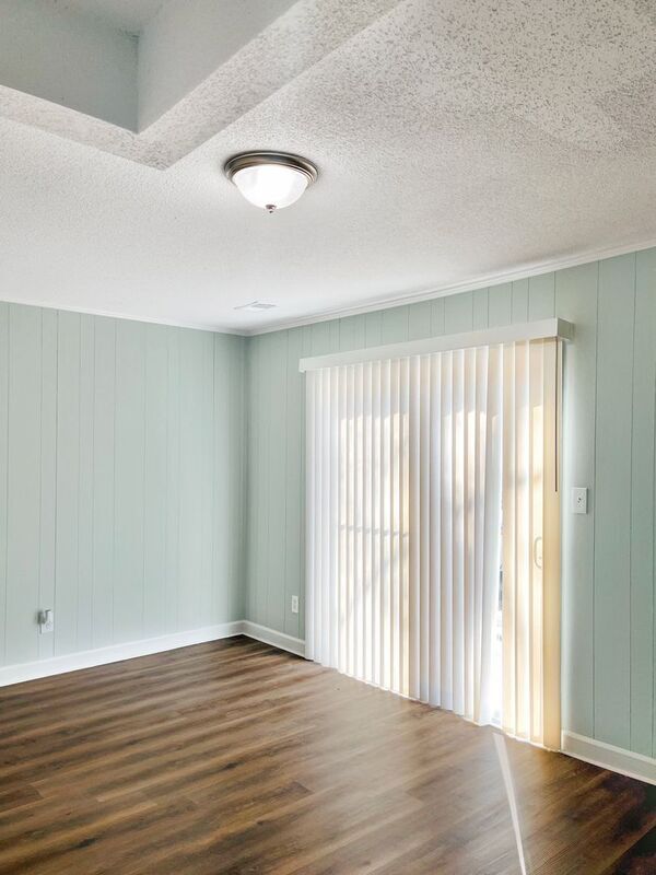 Foto del edificio - 8200 Country Oaks Rd