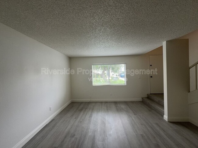 Building Photo - 2255 Cahuilla St
