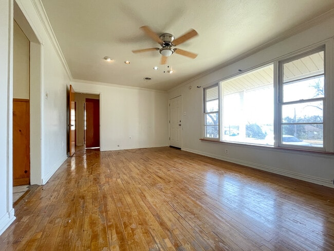 Building Photo - 4308 Guthrie Cir