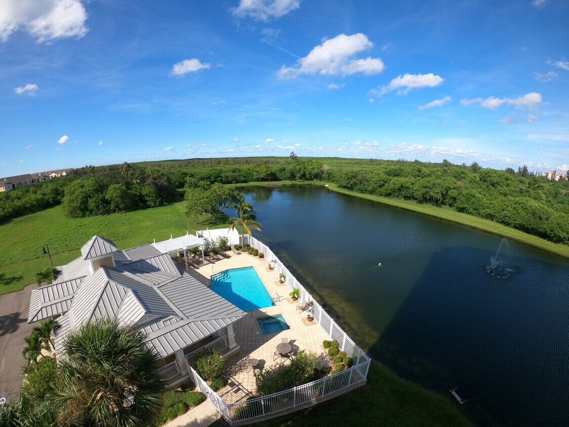 10851 Mangrove Cay Ln NE Unit 511, Saint Petersburg, FL 33716 Condo