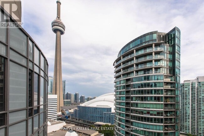 Building Photo - 20 Blue Jays Way