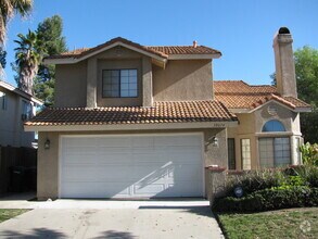 Building Photo - 39874 Knollridge Dr
