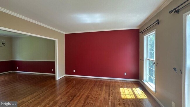 Building Photo - 4165 Tiber Falls Dr