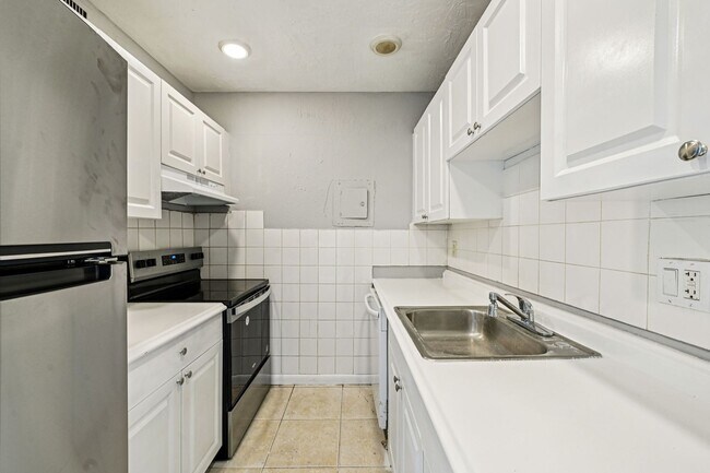 Foto del edificio - Infinity Lakeside