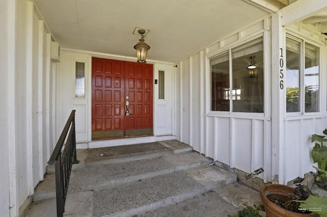 Building Photo - 1056 Hacienda Dr