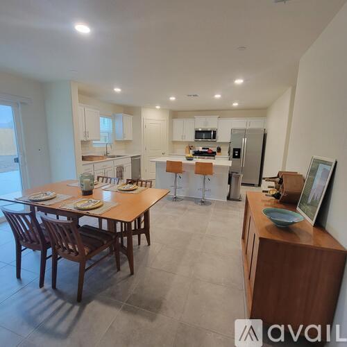 Building Photo - 2273 Owens Ct