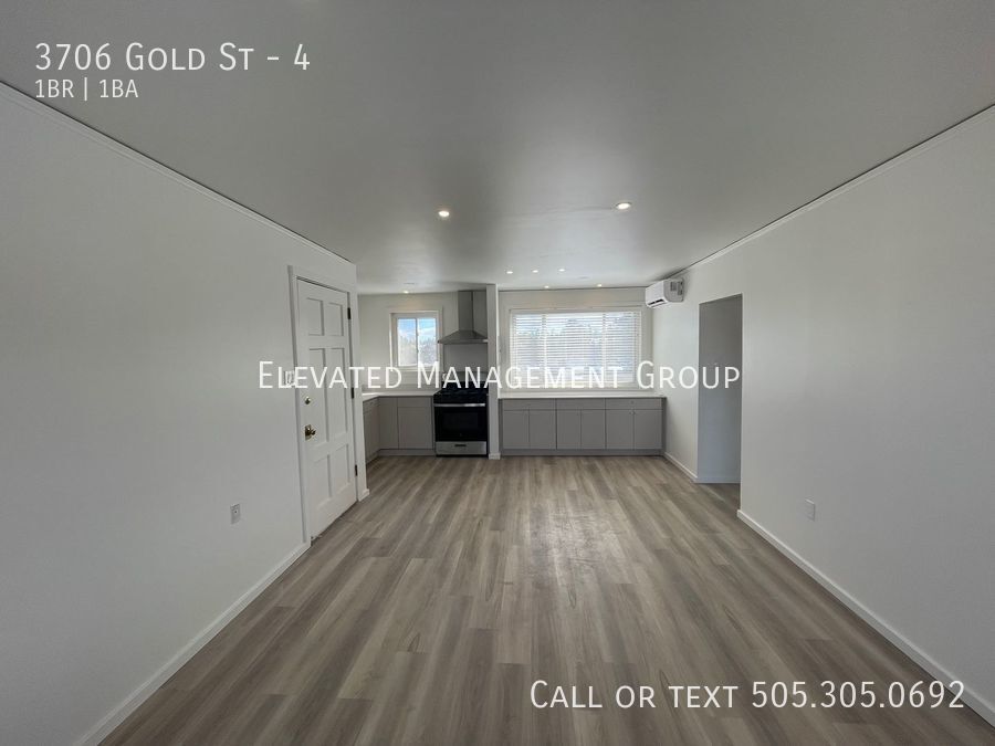 Foto principal - Amazing Fully Renovated 1 Bedroom in Heart...