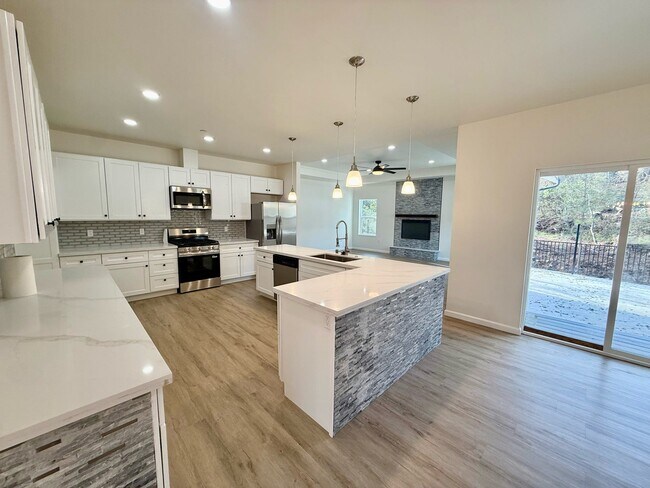 Foto del edificio - 19181 Indian Springs Rd