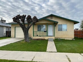 Building Photo - 1417 Hall Ave