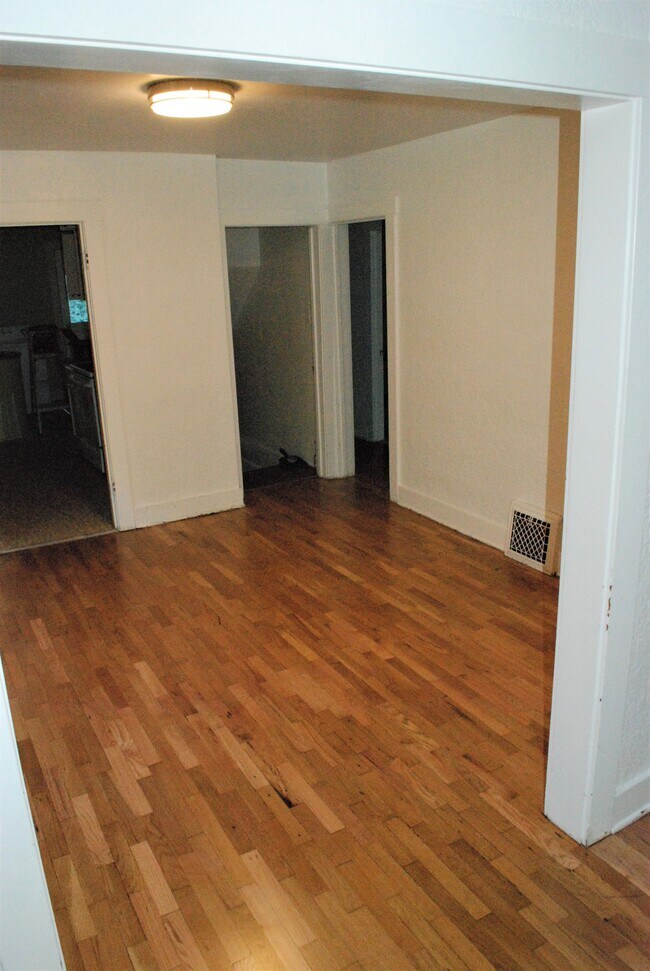 Foto del edificio - 1032 Lincoln Pl