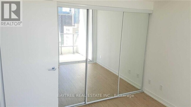 Photo du bâtiment - 85 Wood St