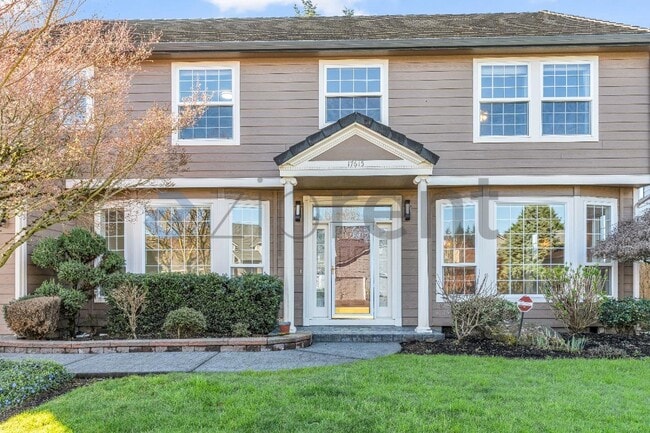 Building Photo - 17615 SE 35th St